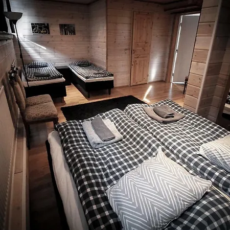 Paeaemaja Chalet 펜션 로바니에미