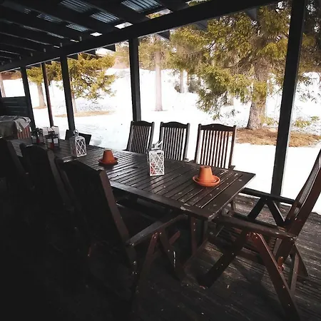 Paeaemaja Chalet 펜션